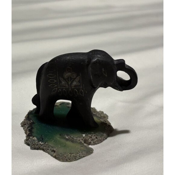 Hand Carved Stone Elephant Figurine Black Soapstone Animal Sculpture Decor - Picture 3 of 8